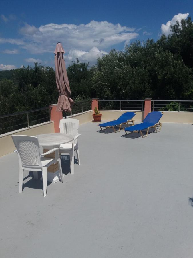Theos Apartments Agios Stefanos Avliotes  Exterior photo